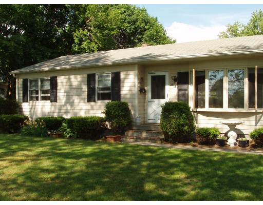 224 Pearse Road Swansea, MA 02777 - Photo 1 of 5 Gallery Image 1