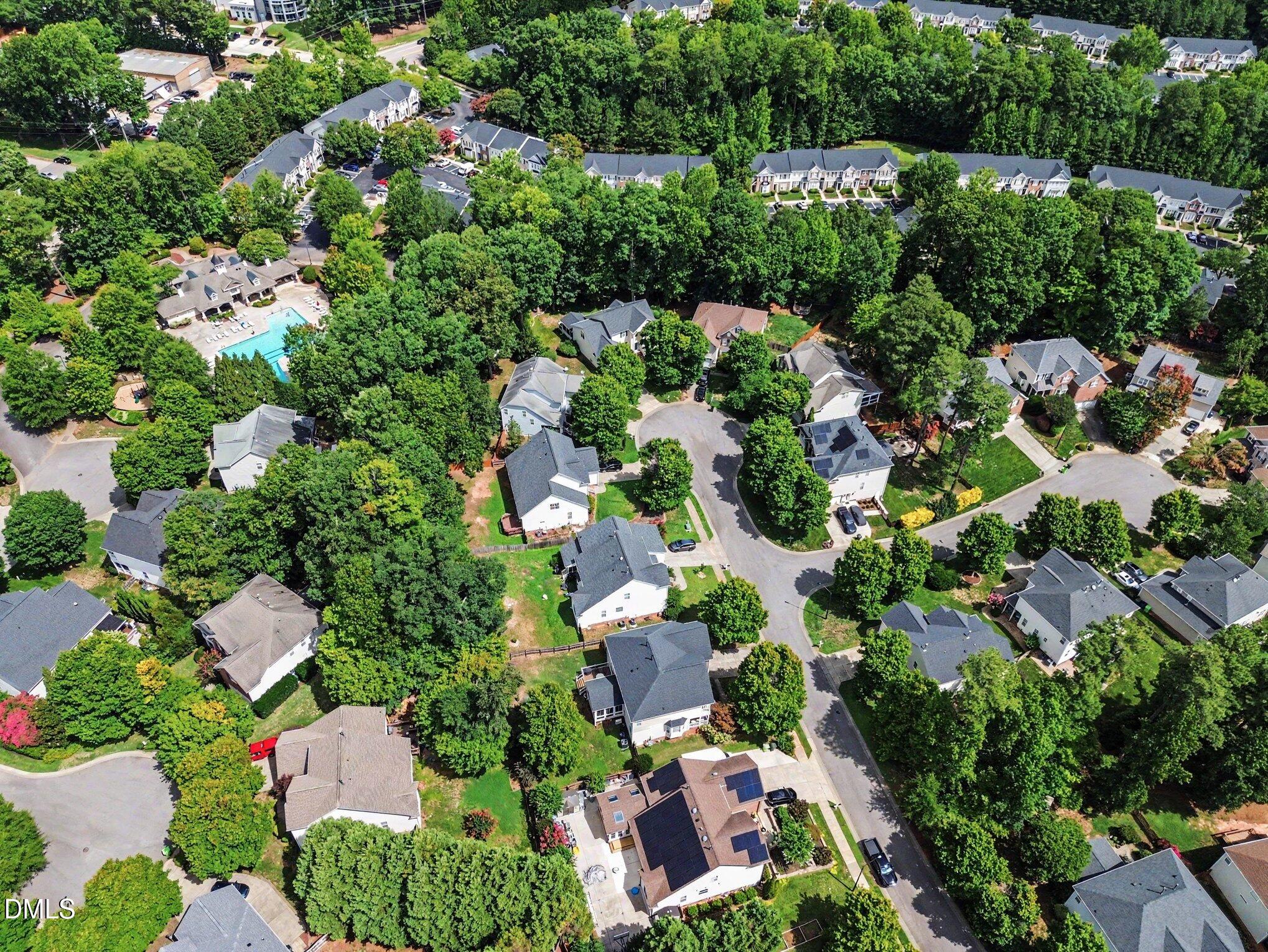 8417 Dunnington Circle Raleigh, NC 27613 - Photo 40 of 40 035_file_3844