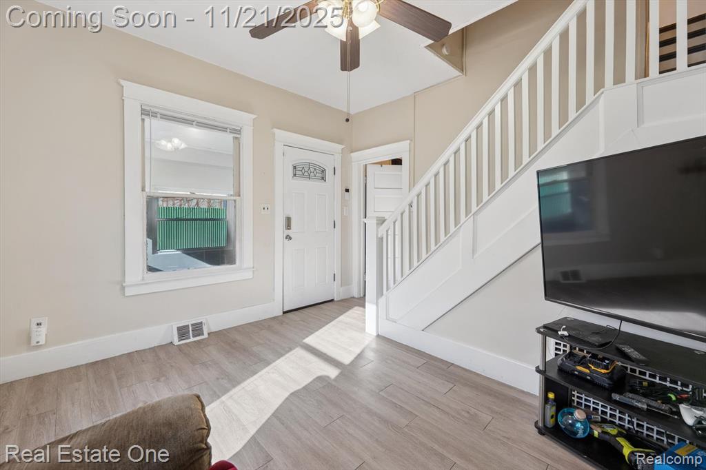 159 Dwight Street River Rouge, MI 48218 - Photo 11 of 48
