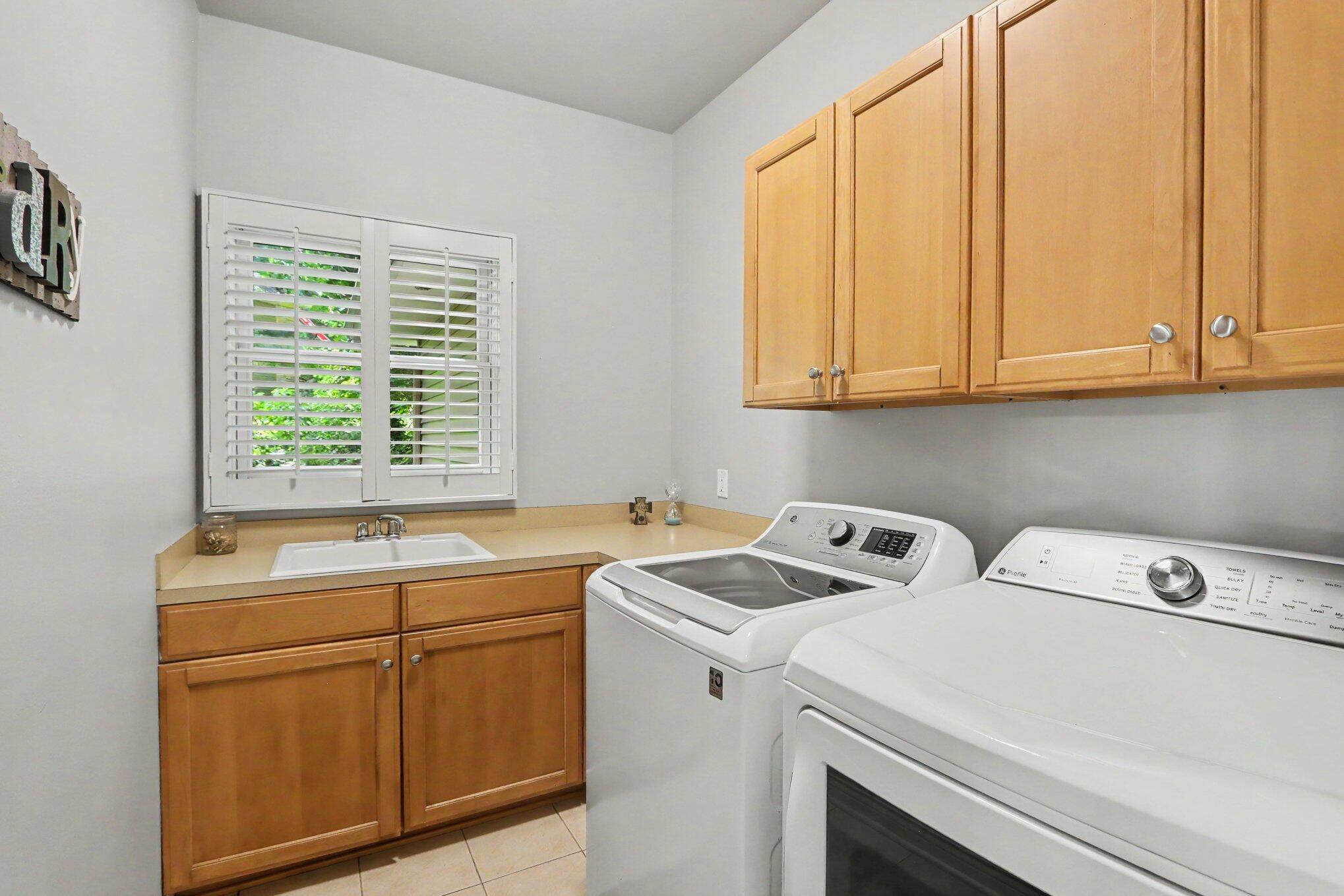 8203 Barony Point Mattawan, MI 49071 - Photo 20 of 48 036_file_9907