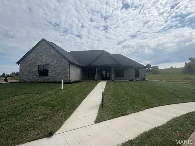 $869,900 | 1528 Brunston Drive, Cape Girardeau, MO 63701