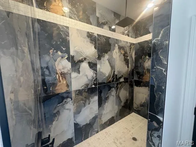 $869,900 | 1528 Brunston Drive, Cape Girardeau, MO 63701