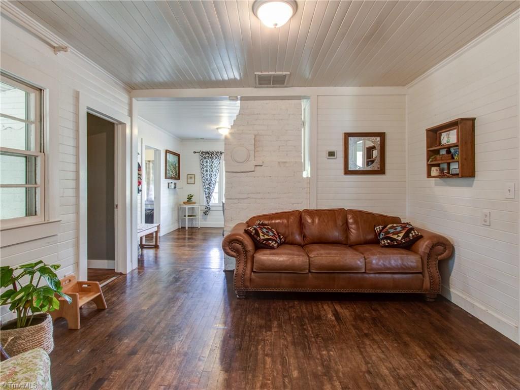 1040 Sutton Road Greensboro, NC 27406 - Photo 22 of 30 Gallery Image 22