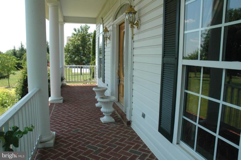 18570 Windsor Forest Road Mount Airy, MD 21771 - Photo 22 of 27 Exterior (General)