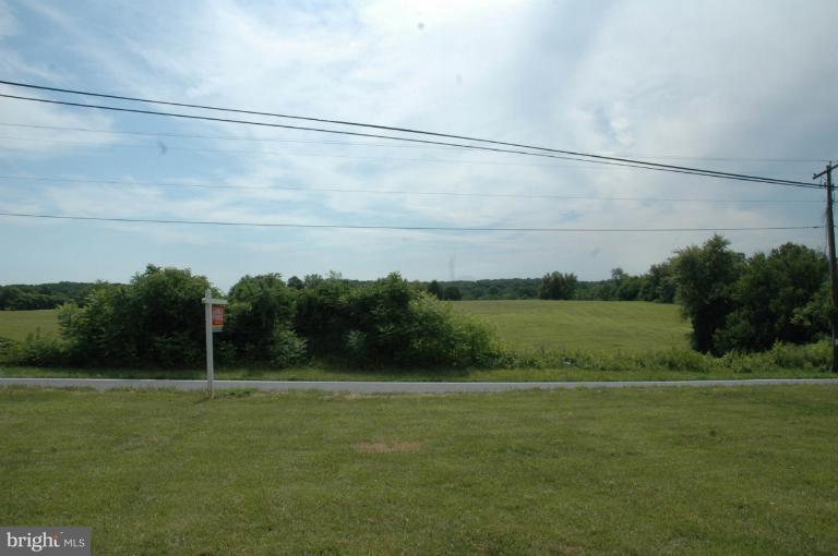 18570 Windsor Forest Road Mount Airy, MD 21771 - Photo 24 of 27 View