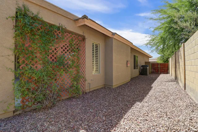 $2,950 | 40601 North Republic Way, Anthem, AZ 85086