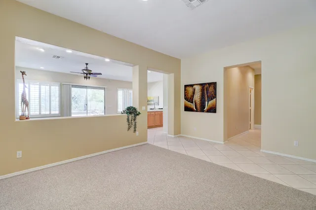 $2,950 | 40601 North Republic Way, Anthem, AZ 85086