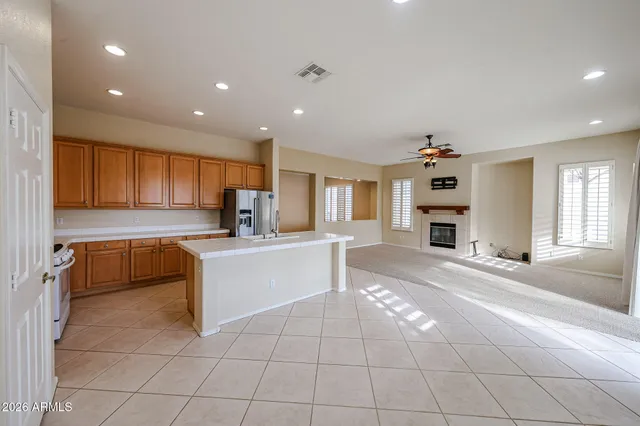 $2,950 | 40601 North Republic Way, Anthem, AZ 85086