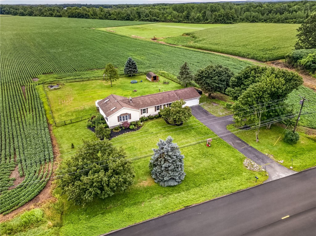 9357 Warsaw Road Le Roy, NY 14482 - Photo 5 of 42 Gallery Image 5