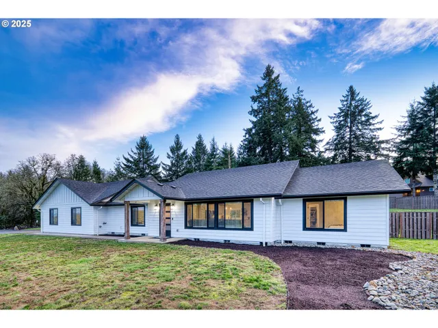 $925,000 | 386 Northeast Kings Valley Highway, Dallas, OR 97338