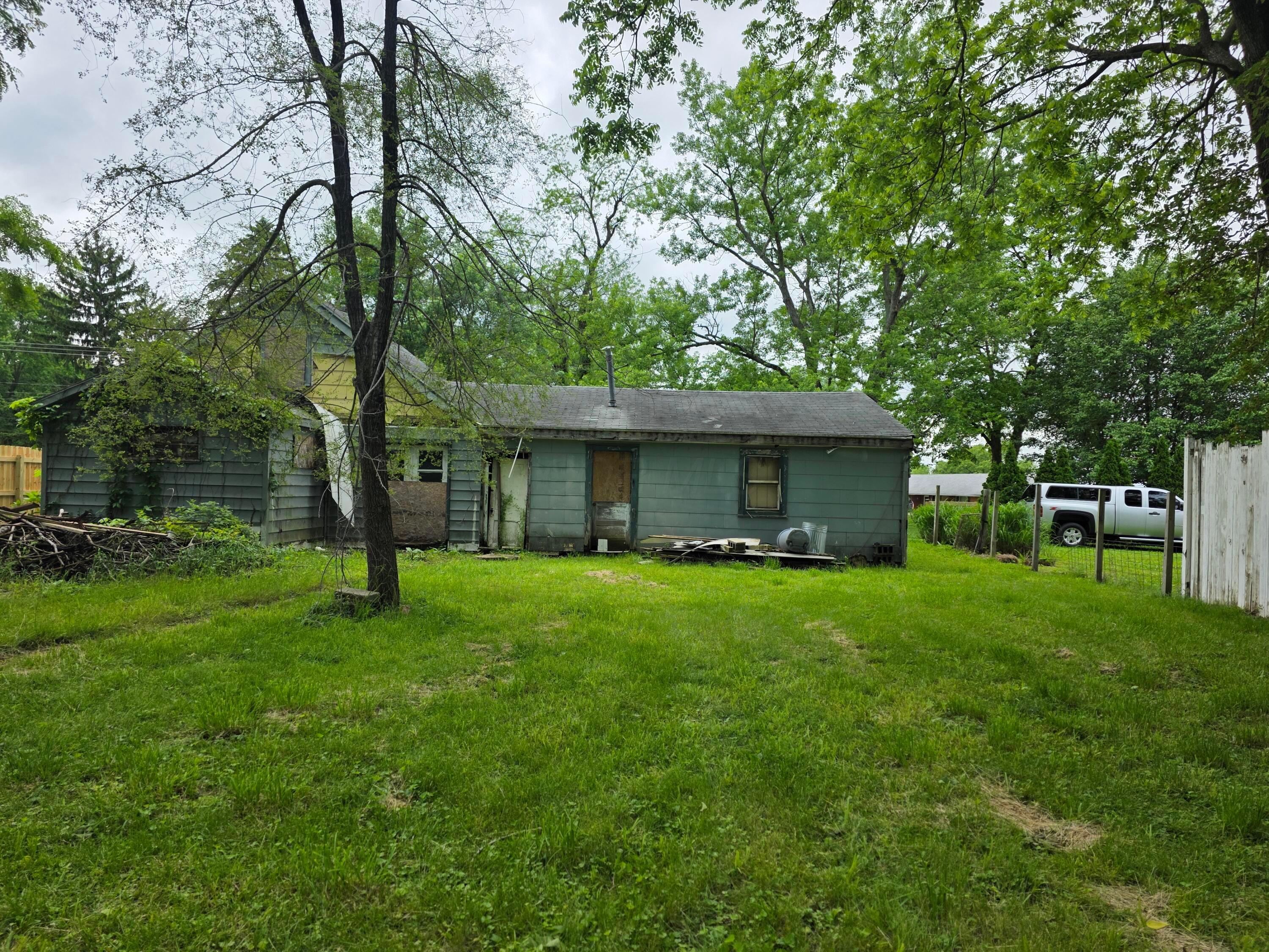 410 Ogden Road Springfield, OH 45503 - Photo 3 of 5 20260523_145407