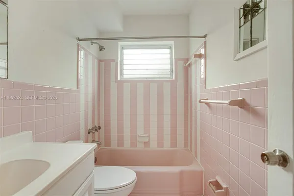 $1,650 | 835 Meridian Avenue, Unit 3, Miami Beach, FL 33139