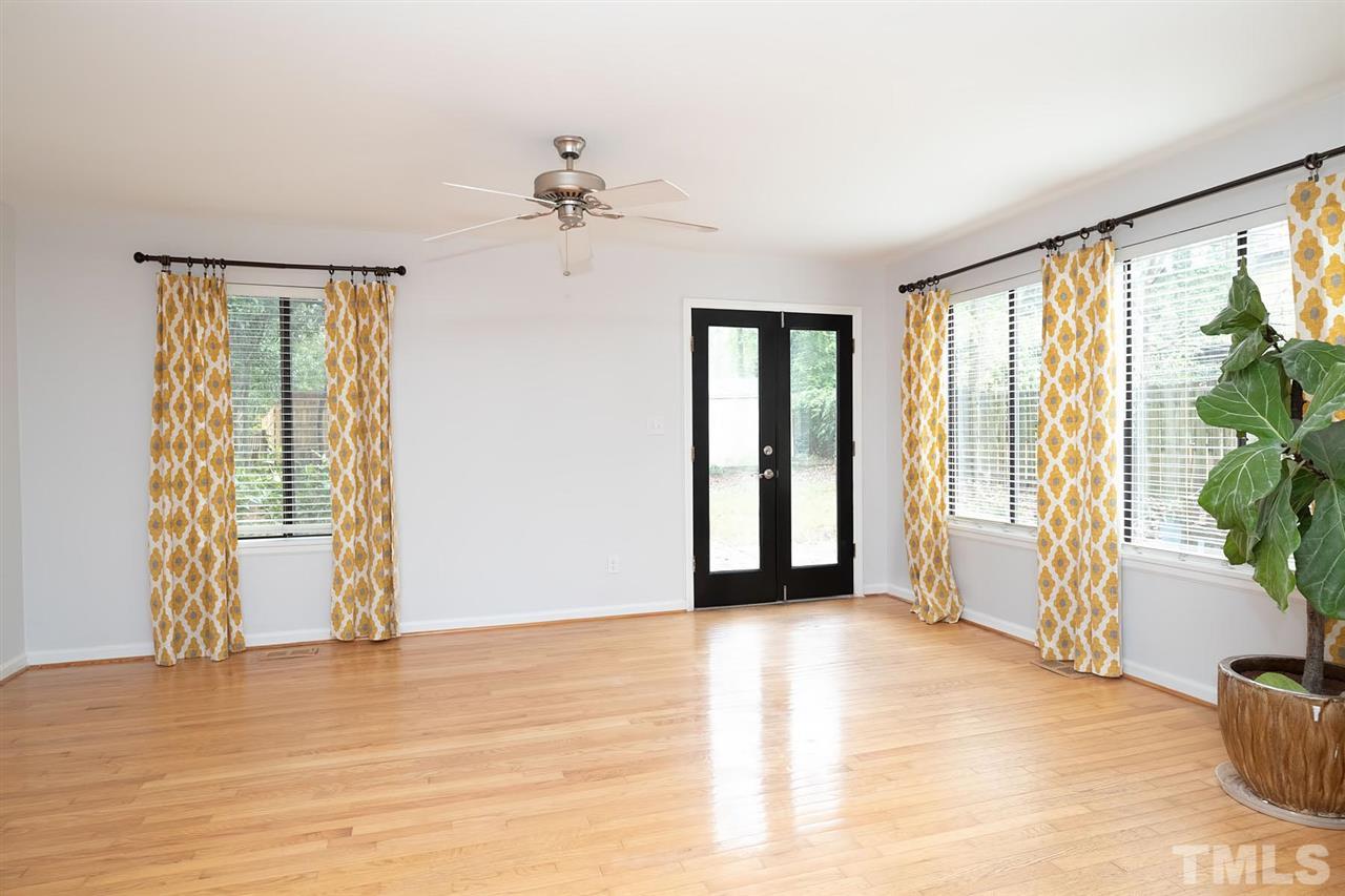 714 Rosemont Avenue Raleigh, NC 27607 - Photo 3 of 25