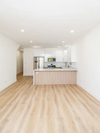 $2,500 | 1245 South Fairfield Avenue, Unit 2, Chicago, IL 60608