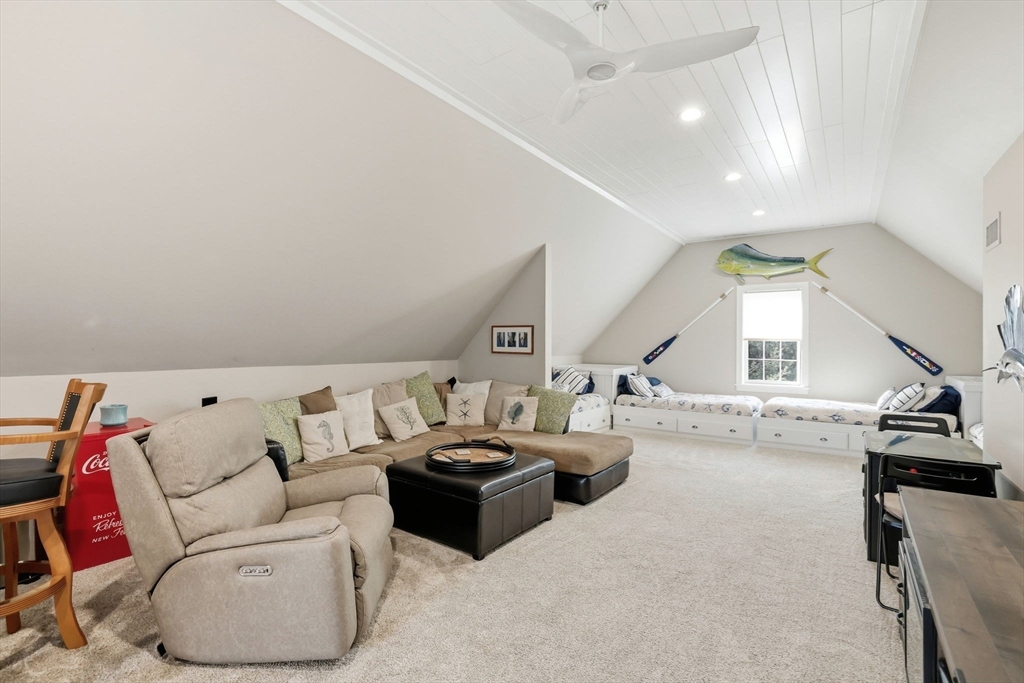 537 First Parish Road Scituate, MA 02066 - Photo 22 of 42