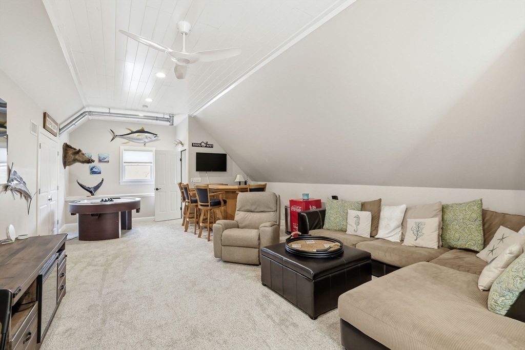 537 First Parish Road Scituate, MA 02066 - Photo 24 of 42