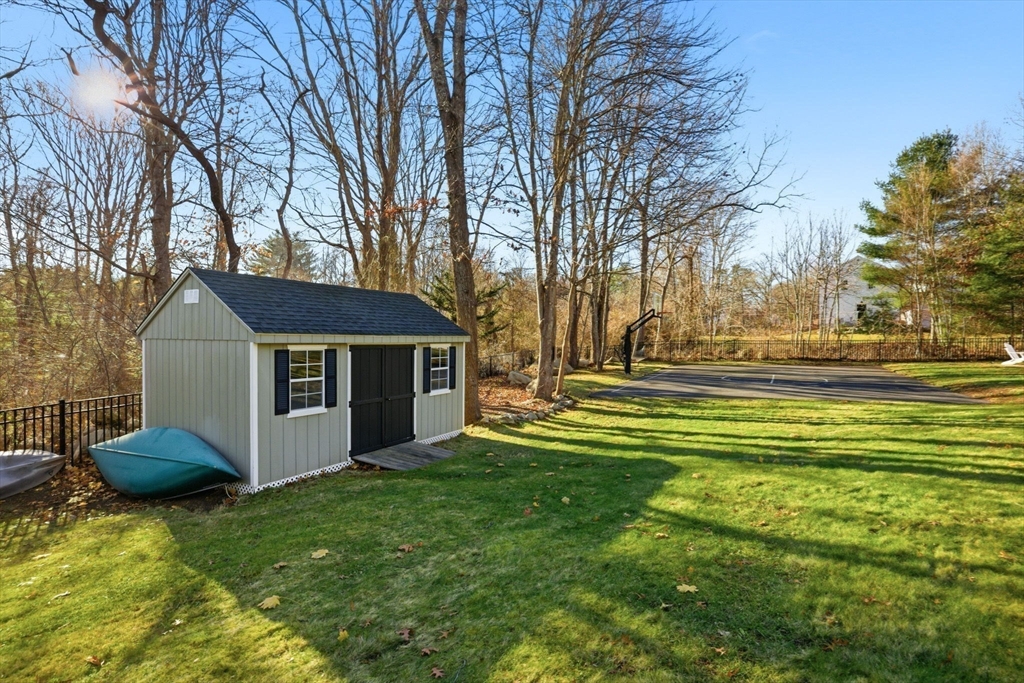 537 First Parish Road Scituate, MA 02066 - Photo 38 of 42