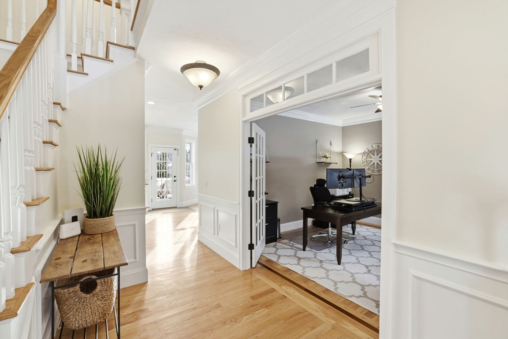 537 First Parish Road Scituate, MA 02066 - Photo 6 of 42