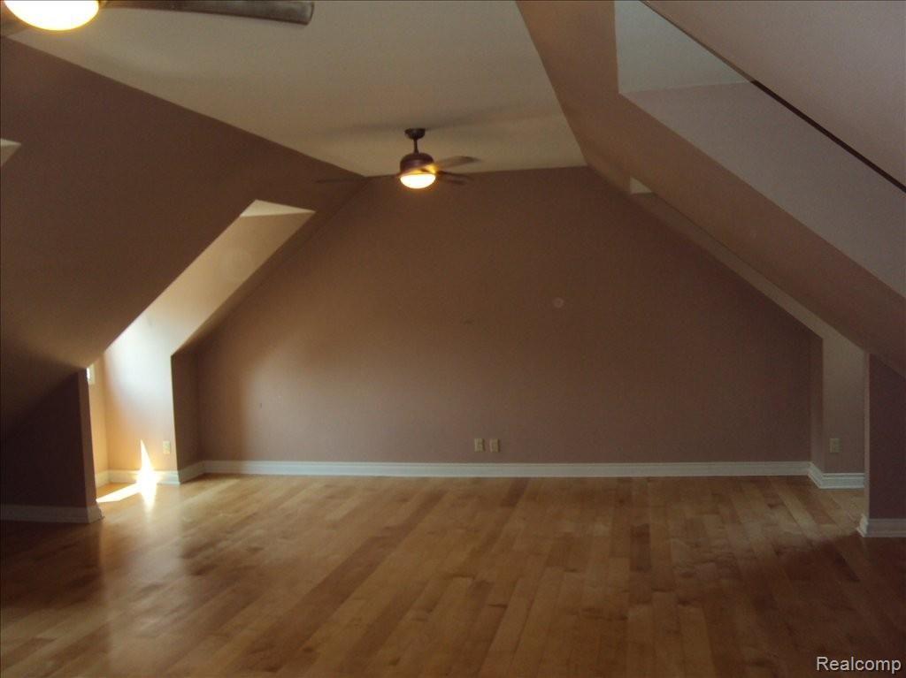22077 Gudith Road Trenton, MI 48183 - Photo 6 of 24 Bonus room