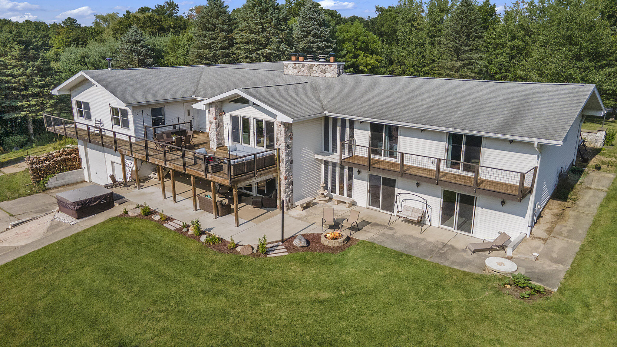 3400 South Dearing Road Spring Arbor, MI 49283 - Photo 3 of 42 IMG_1227
