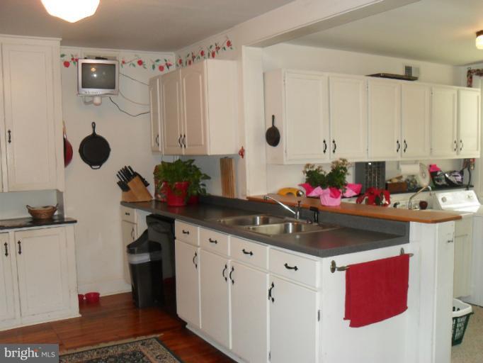 1920 Connolly Road Fallston, MD 21047 - Photo 7 of 26 Kitchen