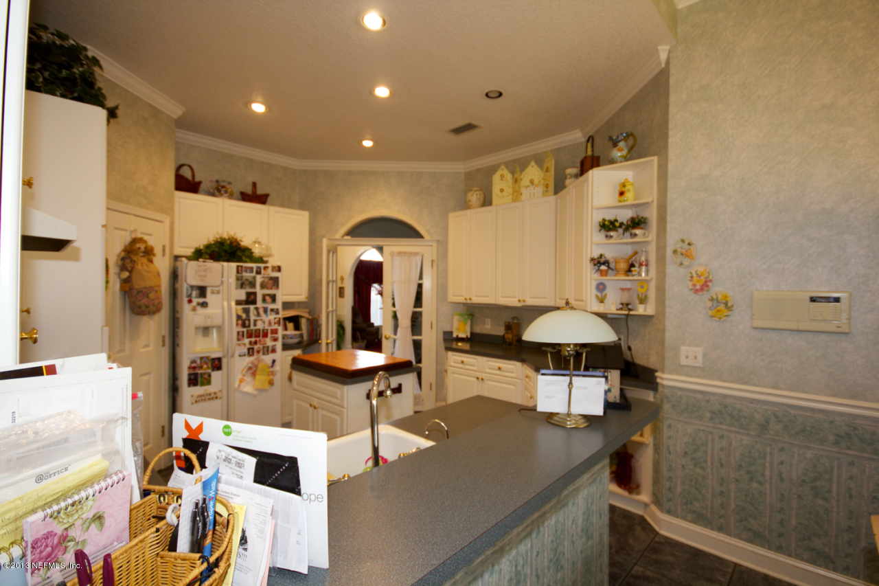 2802 Percy Road Jacksonville, FL 32218 - Photo 4 of 12 Kitchen