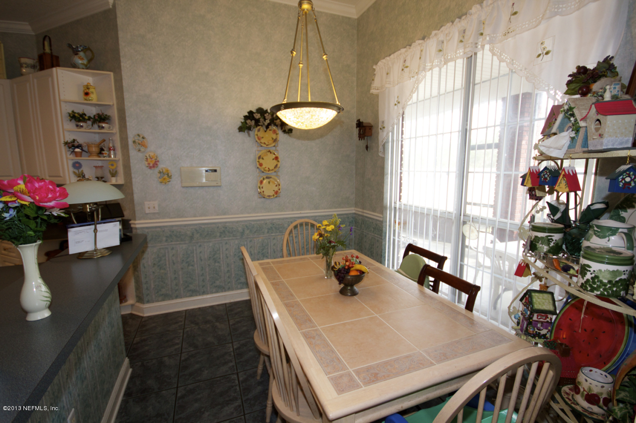 2802 Percy Road Jacksonville, FL 32218 - Photo 6 of 12 Breakfast nook