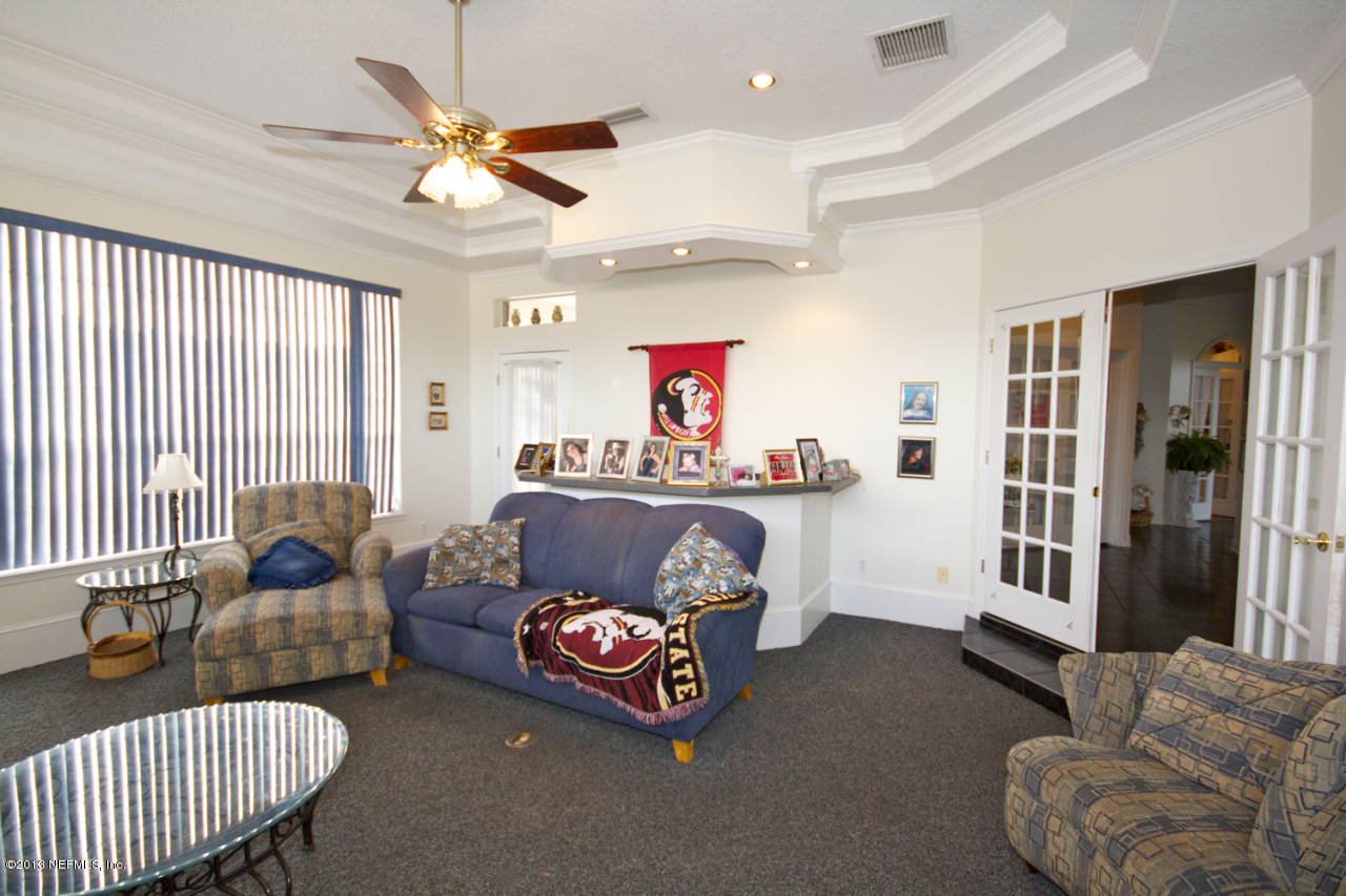 2802 Percy Road Jacksonville, FL 32218 - Photo 9 of 12 Family Room