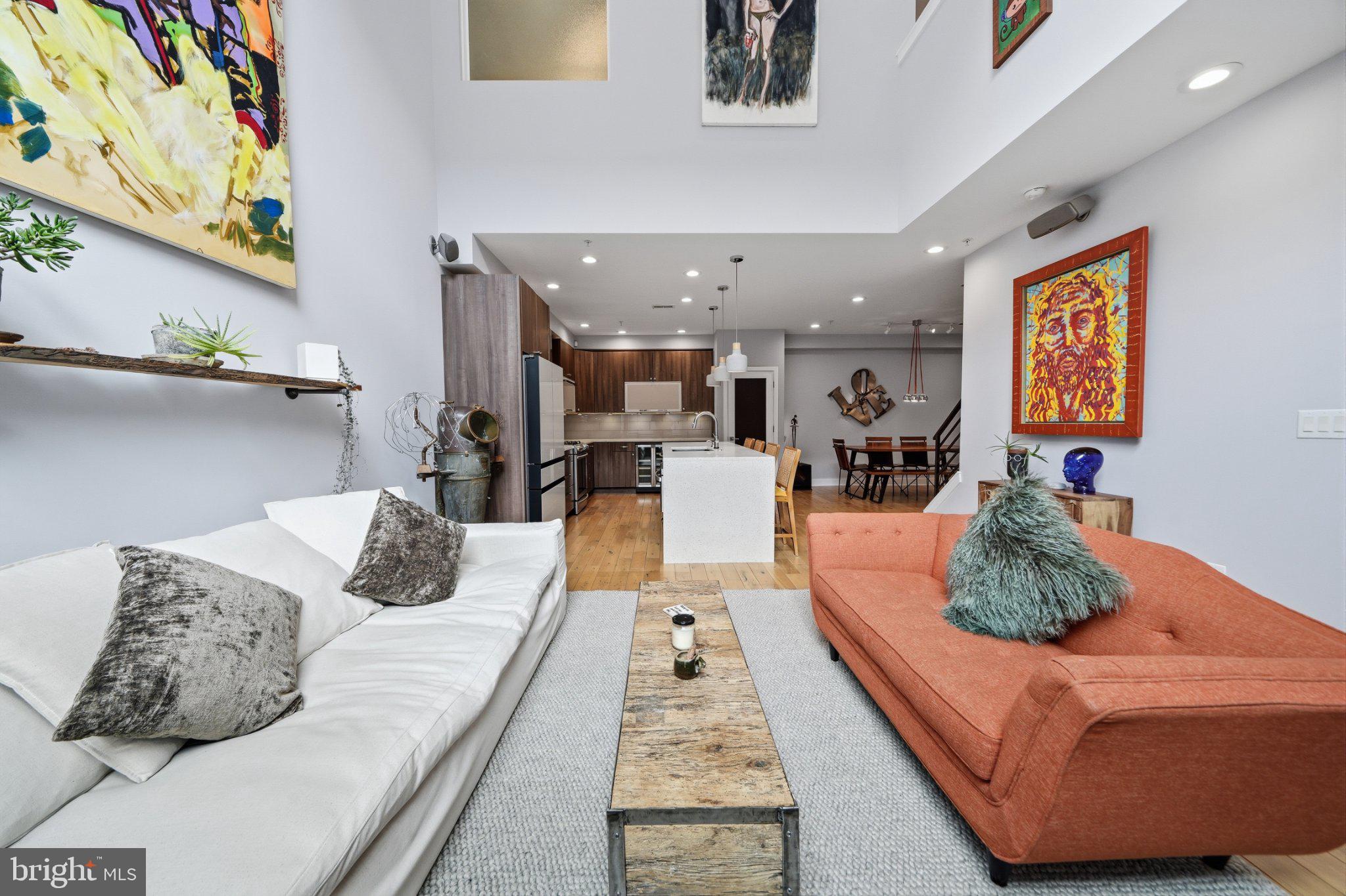 237 West Thompson Street Philadelphia, PA 19122 - Photo 8 of 35 Modern living with artistic flair.