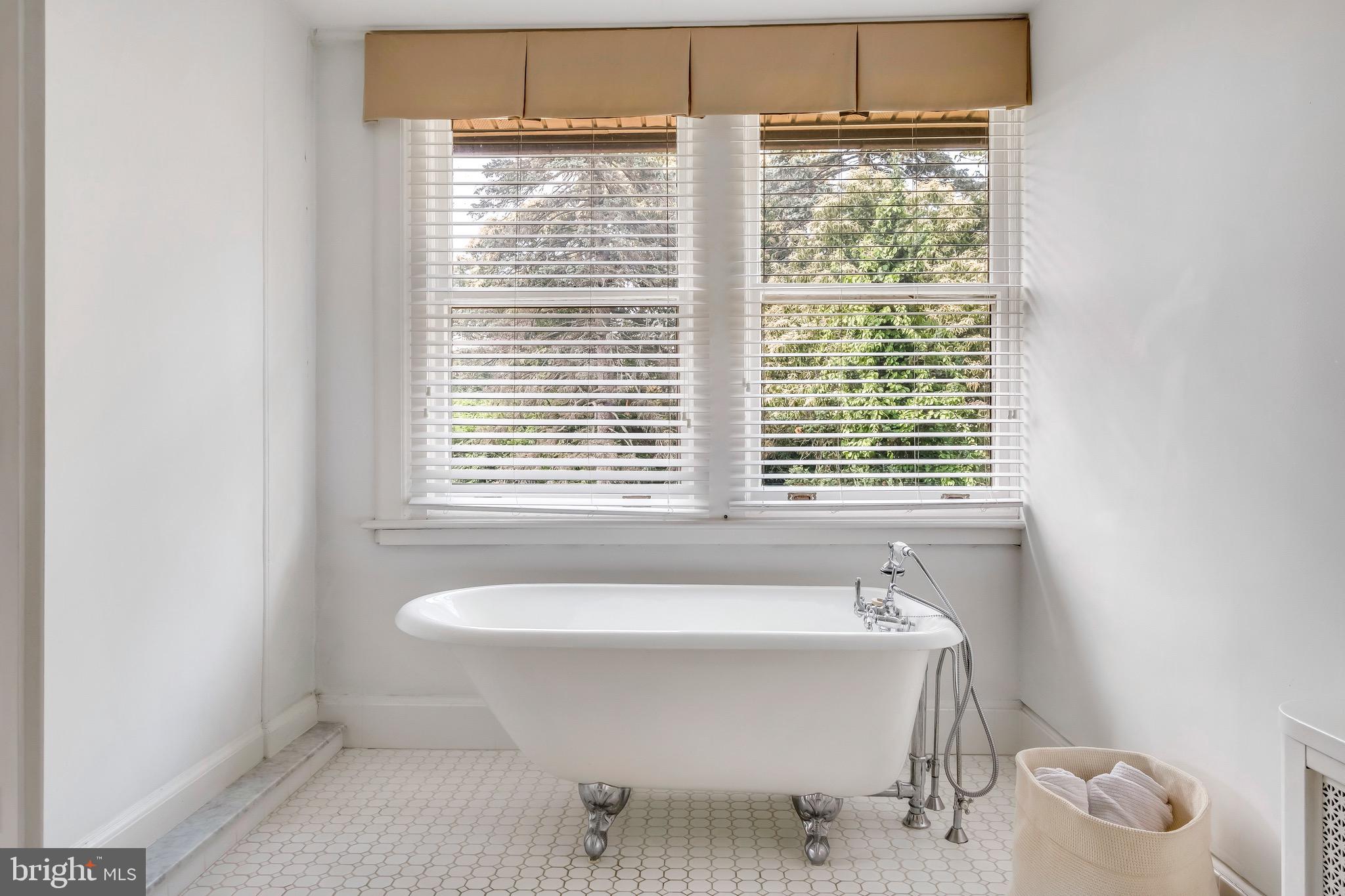 9 Sandringham Road Bala Cynwyd, PA 19004 - Photo 15 of 29