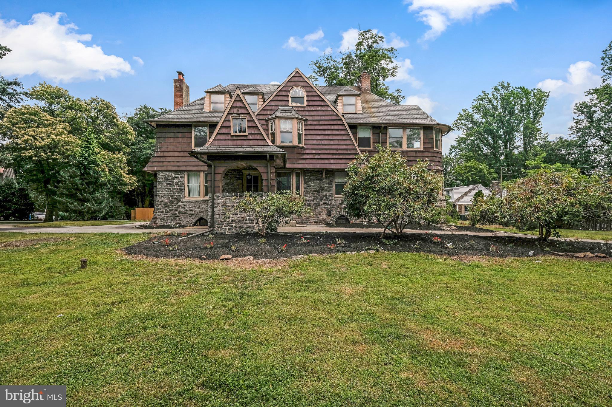 9 Sandringham Road Bala Cynwyd, PA 19004 - Photo 3 of 29
