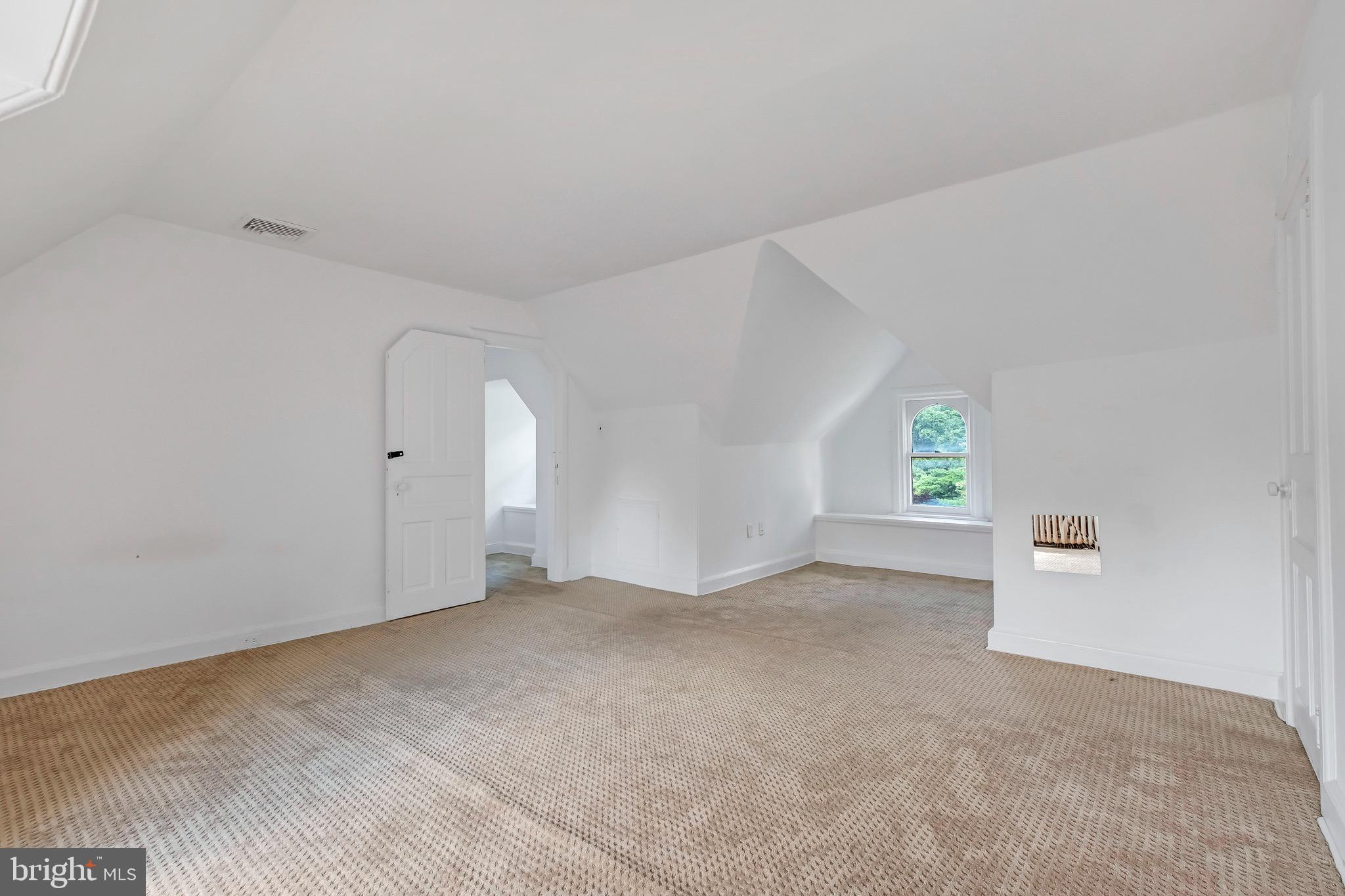 9 Sandringham Road Bala Cynwyd, PA 19004 - Photo 25 of 29