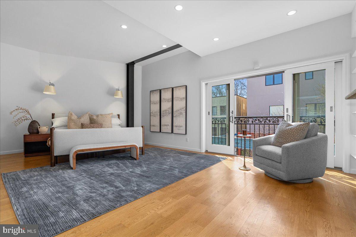 314 Fitzwater Street Philadelphia, PA 19147 - Photo 26 of 51 a bedroom with furniture and a rug