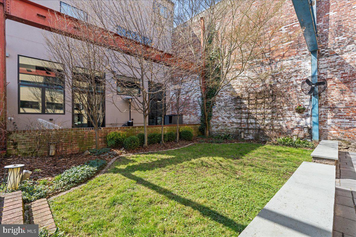 314 Fitzwater Street Philadelphia, PA 19147 - Photo 10 of 51 front view of a house with a yard