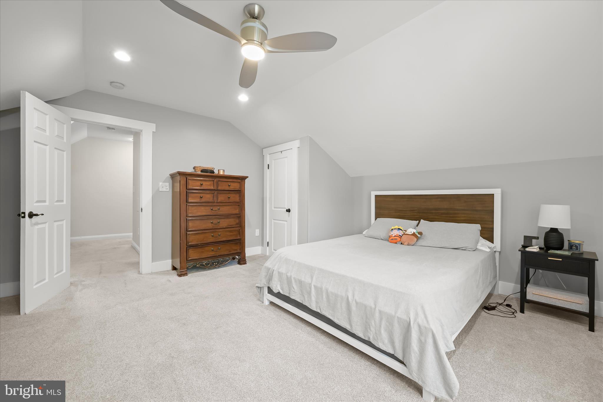 1470 Log Inn Road Annapolis, MD 21409 - Photo 17 of 40 Upper Level Bedroom