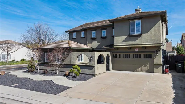 $749,900 | 4020 Calistoga Court, Modesto, CA 95356