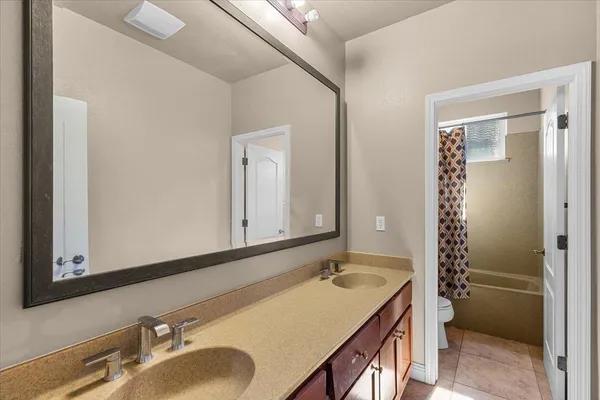 $749,900 | 4020 Calistoga Court, Modesto, CA 95356