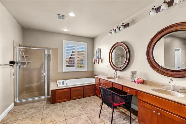 $749,900 | 4020 Calistoga Court, Modesto, CA 95356