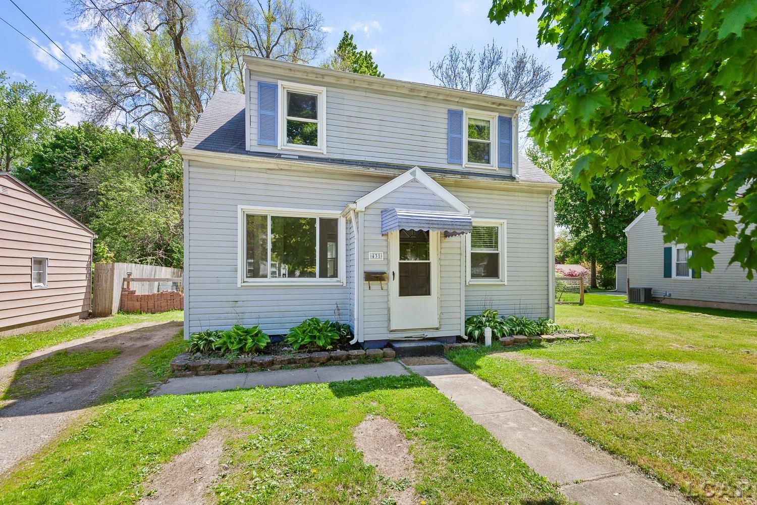 431 Oden Way Street Adrian, MI 49221 - Photo 2 of 39