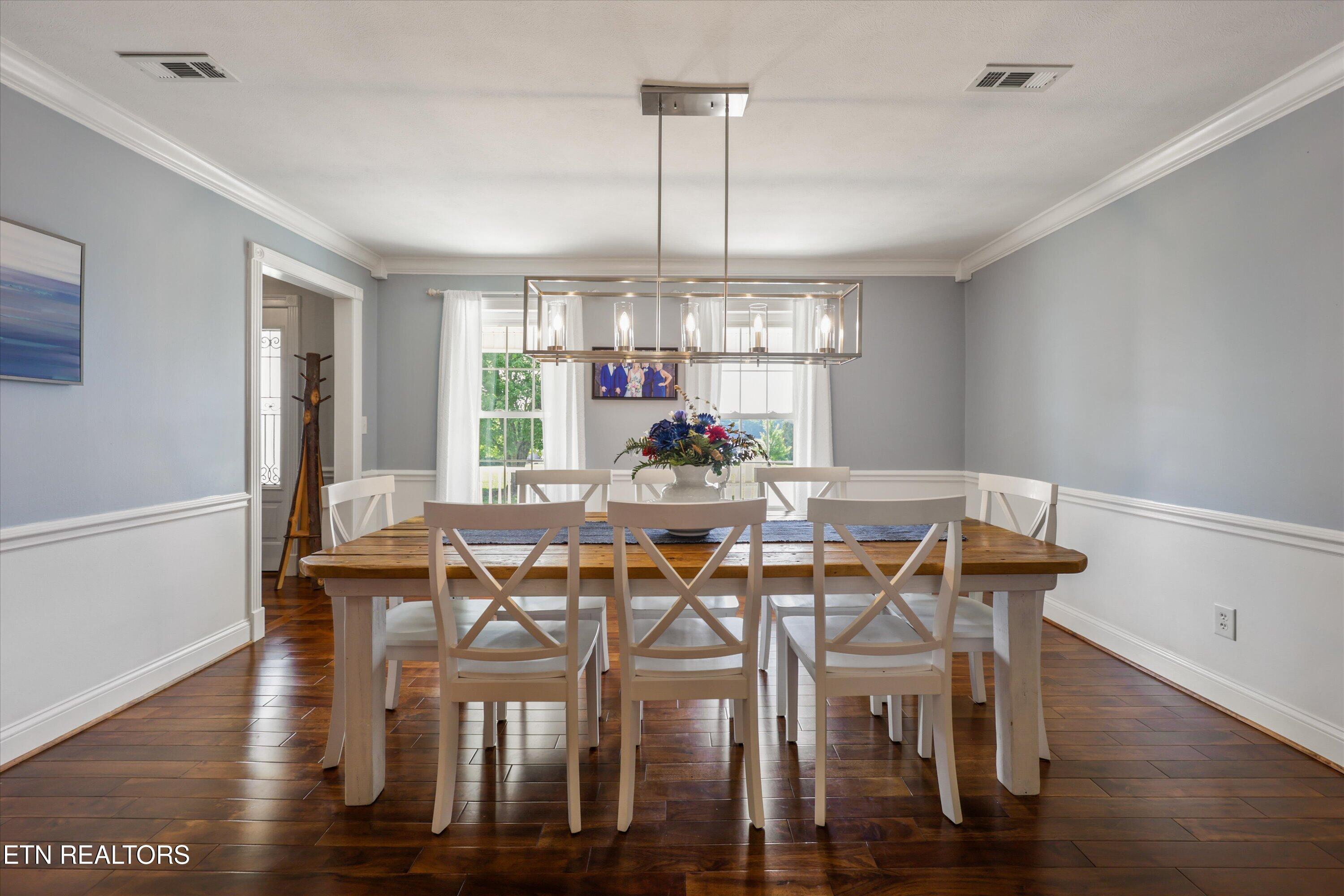 1167 Sable Road Spring City, TN 37381 - Photo 17 of 48 Dining Room