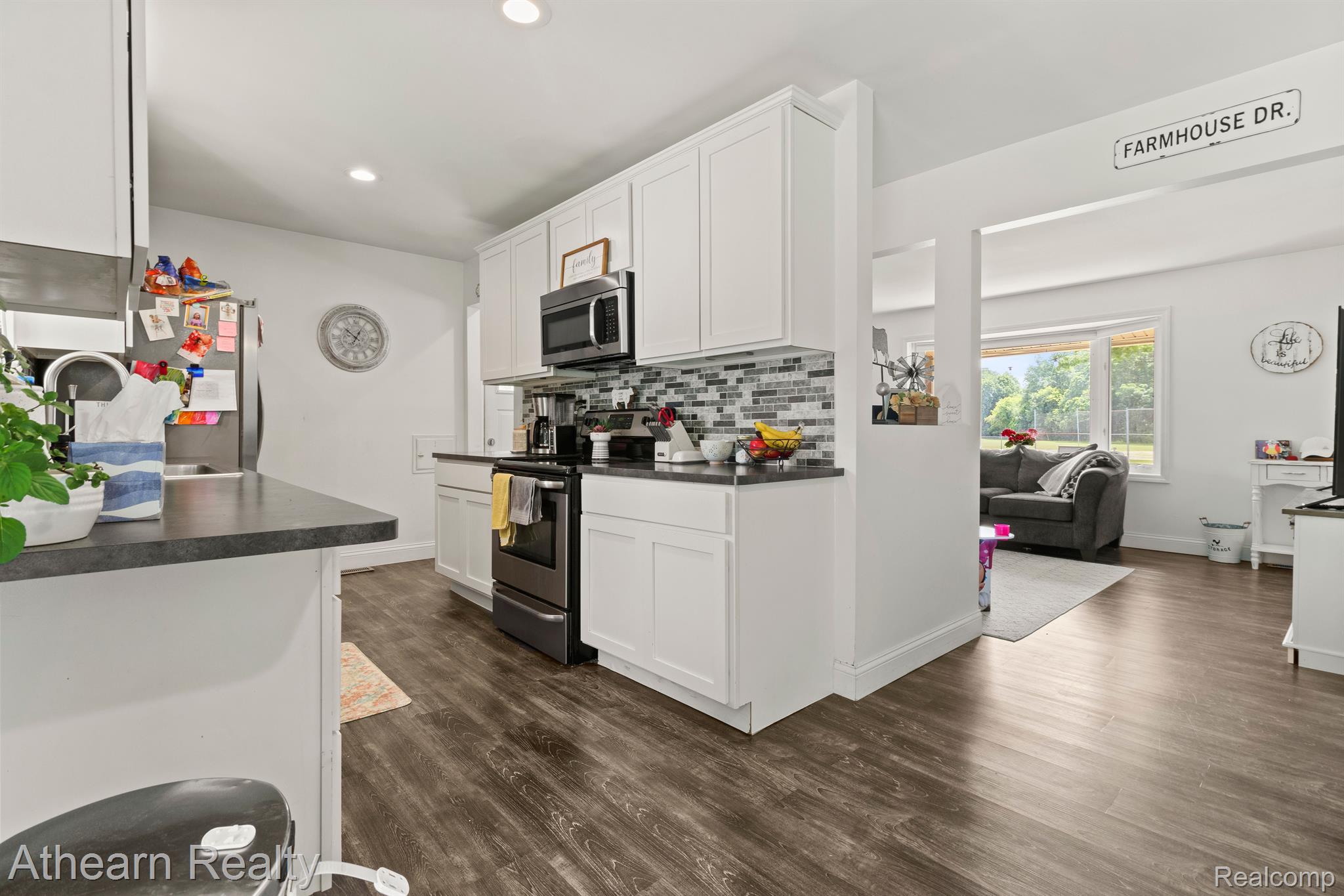 1290 State Road Fenton, MI 48430 - Photo 14 of 32 Gallery Image 14