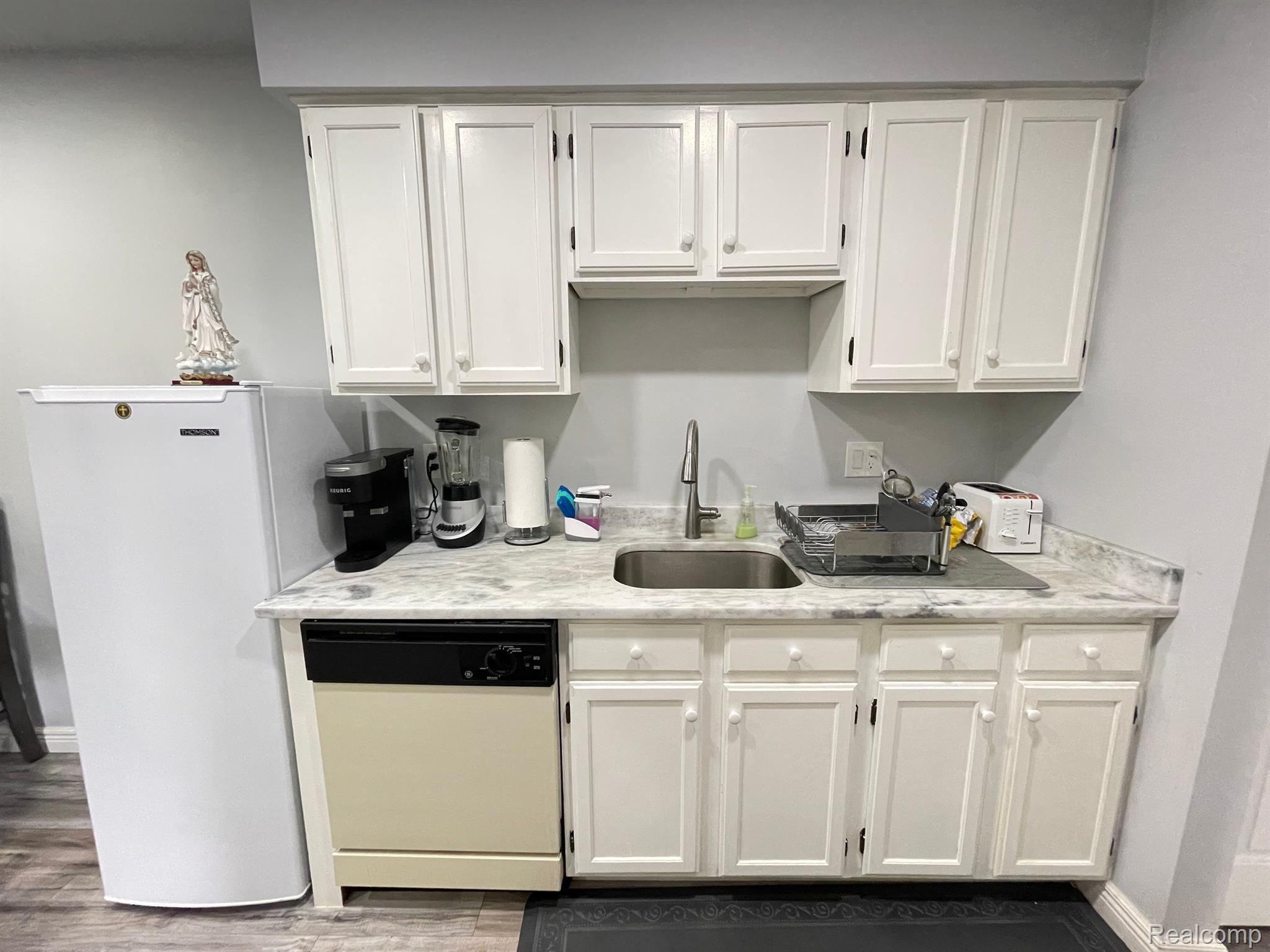 43244 Mound Road, Unit 1 Sterling Heights, MI 48314 - Photo 15 of 29 Gallery Image 15