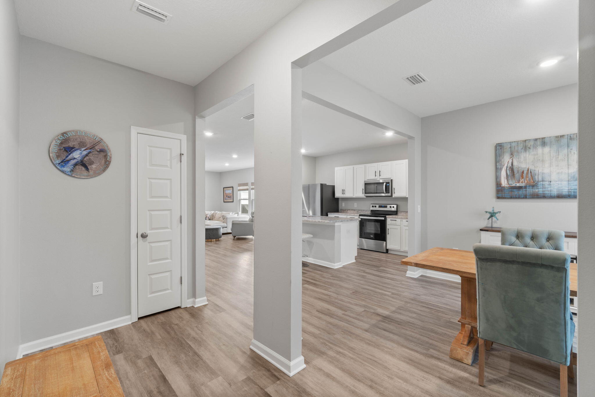 38 Silverthorn Street Freeport, FL 32439 - Photo 9 of 42 a view of a kitchen and dining room