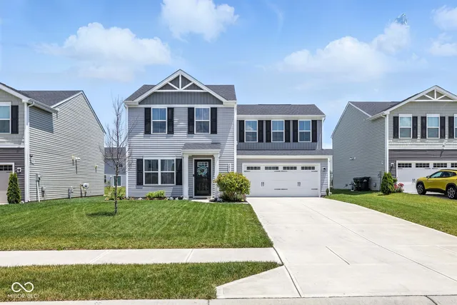 $300,000 | 9855 Oakmont E Drive, Pendleton, IN 46064