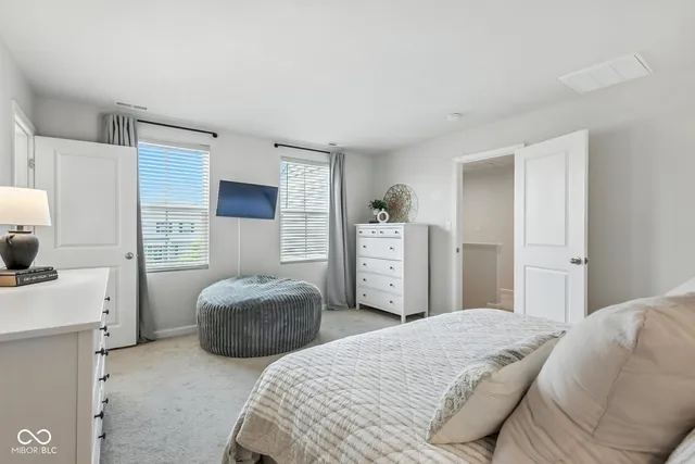 $300,000 | 9855 Oakmont E Drive, Pendleton, IN 46064