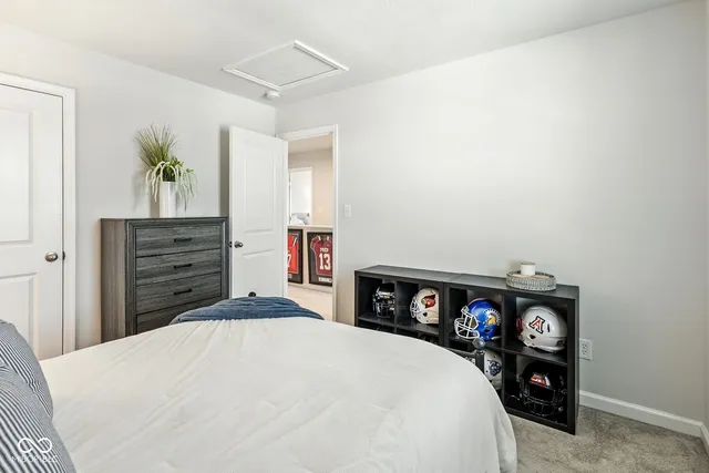 $300,000 | 9855 Oakmont E Drive, Pendleton, IN 46064