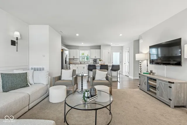 $300,000 | 9855 Oakmont E Drive, Pendleton, IN 46064