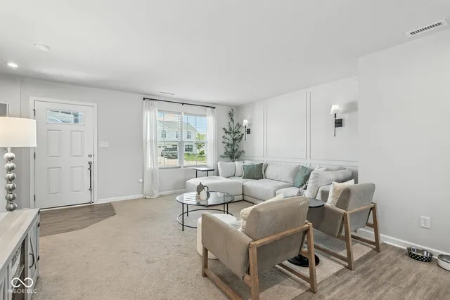 $300,000 | 9855 Oakmont E Drive, Pendleton, IN 46064