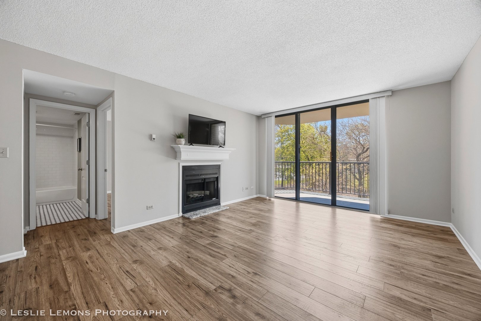511 Aurora Avenue, Unit 313 Naperville, IL 60540 - Photo 11 of 21