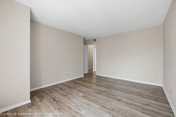 $275,000 | 511 Aurora Avenue, Unit 313, Naperville, IL 60540
